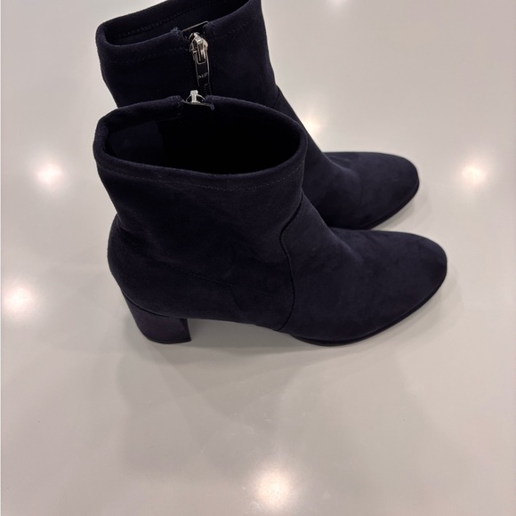 Marc Fisher Elegant Blue Suede Ankle Boots in Women’s Size 8.5 - Picture 2 of 5